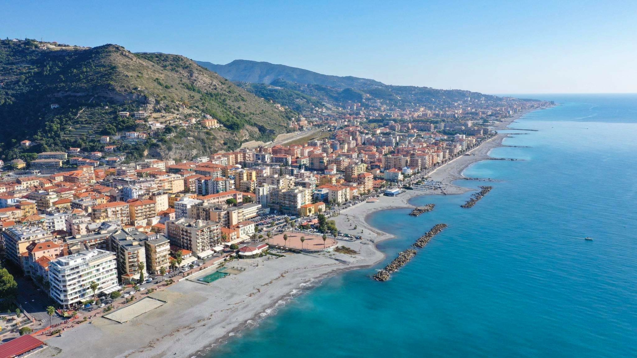 Ventimiglia, Vallecrosia e Dolceacqua - borgo e ponte